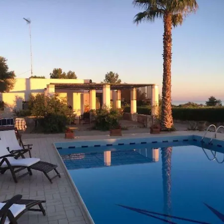 Villa Panoramica Con Piscina Lido Marini