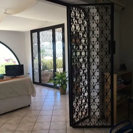 Panoramica Con Piscina *